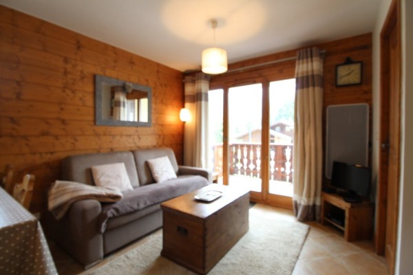 4pièces 6pers : cosy face au spa et au ski bus